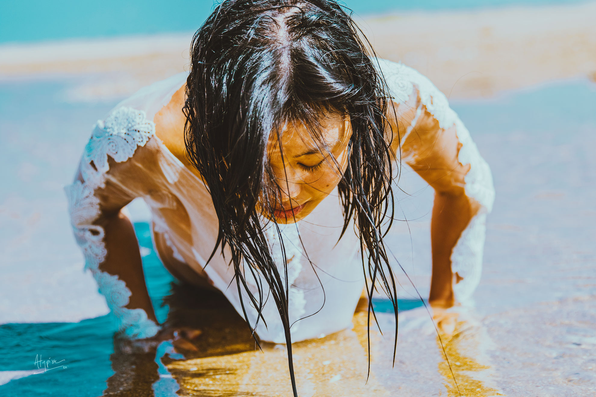 sea and sun by atypixe