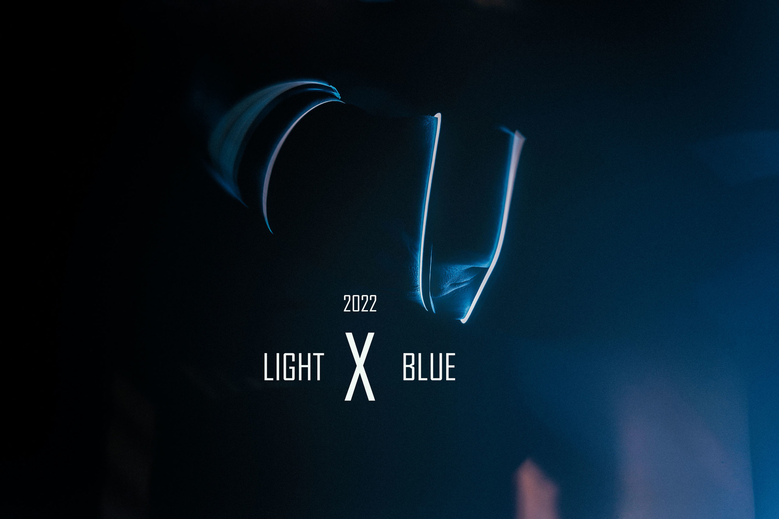 nude blue light led artistique projet 2022